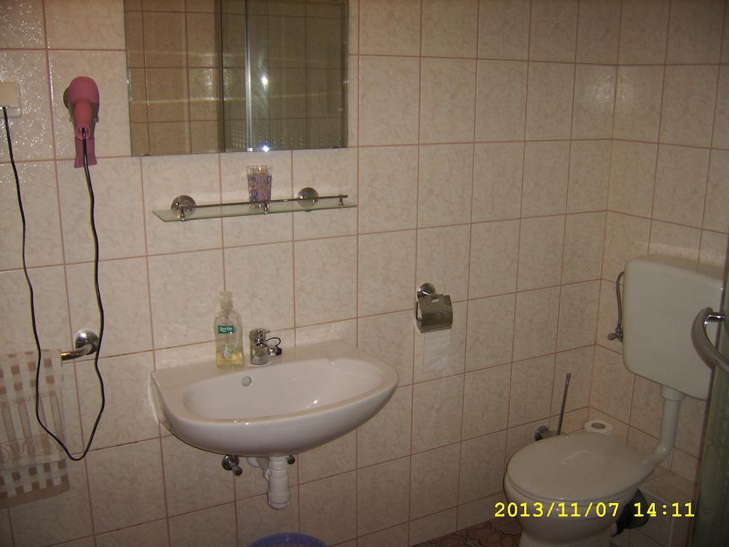 Fonix Panzio Hotel Pápa Zewnętrze zdjęcie