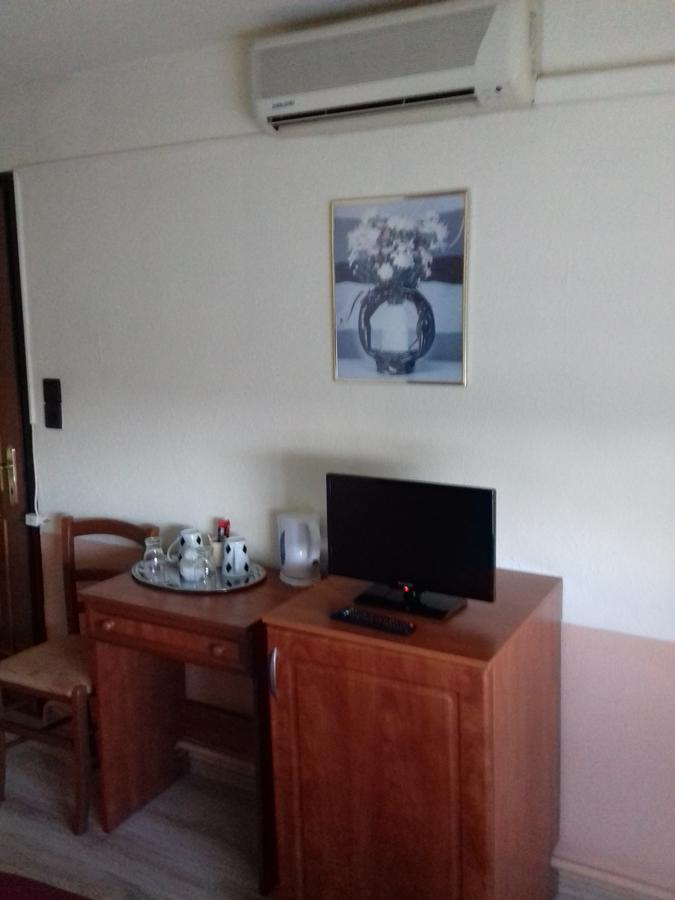 Fonix Panzio Hotel Pápa Zewnętrze zdjęcie